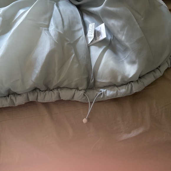 Express Light Gray Puffer Jacket - Picture 5 of 6